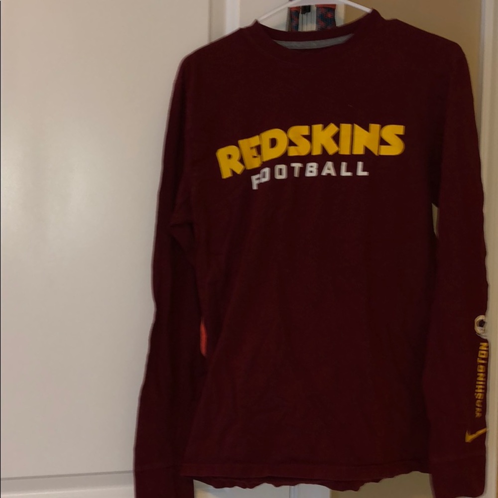 long sleeve t-shirt